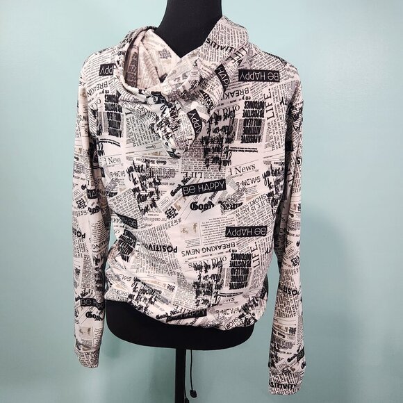 Lit 26 Love Graffiti Hoodie Size Large.  Lot E - Picture 2 of 7